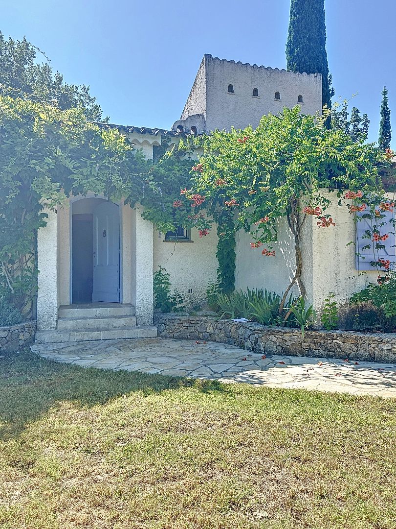 Grande villa de caractère en Provence avec piscin proche Lorgues