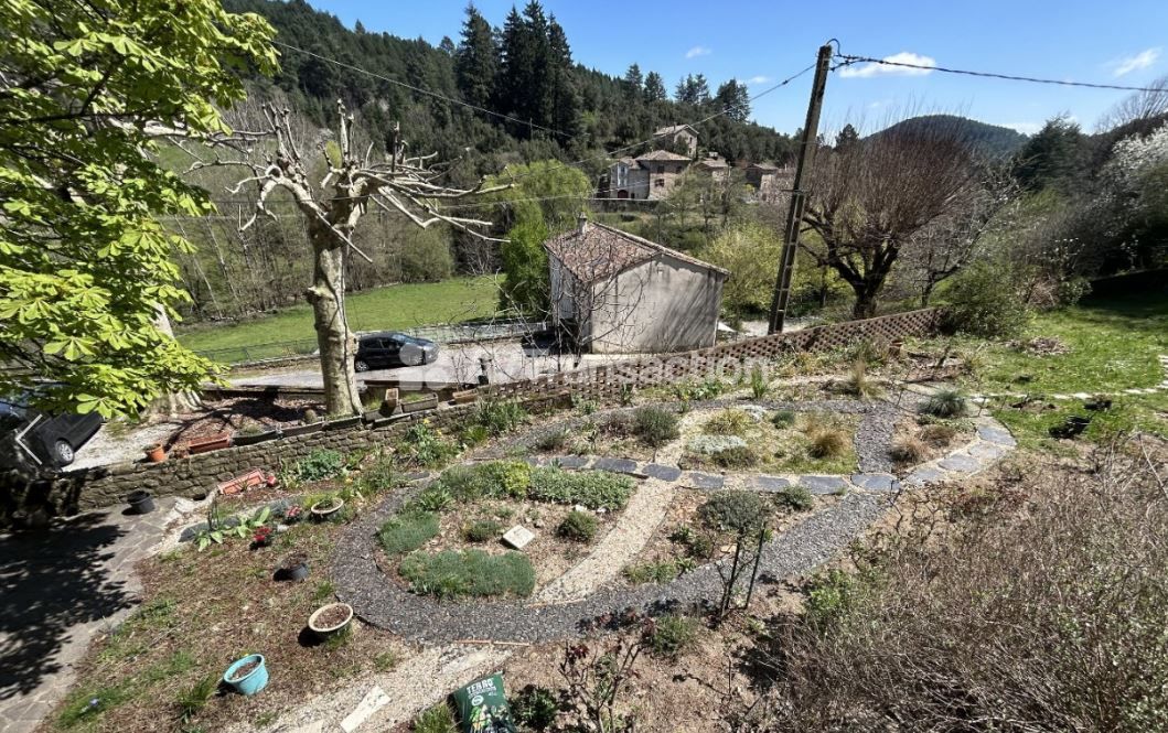 Maison de caractère à vendre  - 14 pièce(s) - 337m2 - Soudorgues (30460)