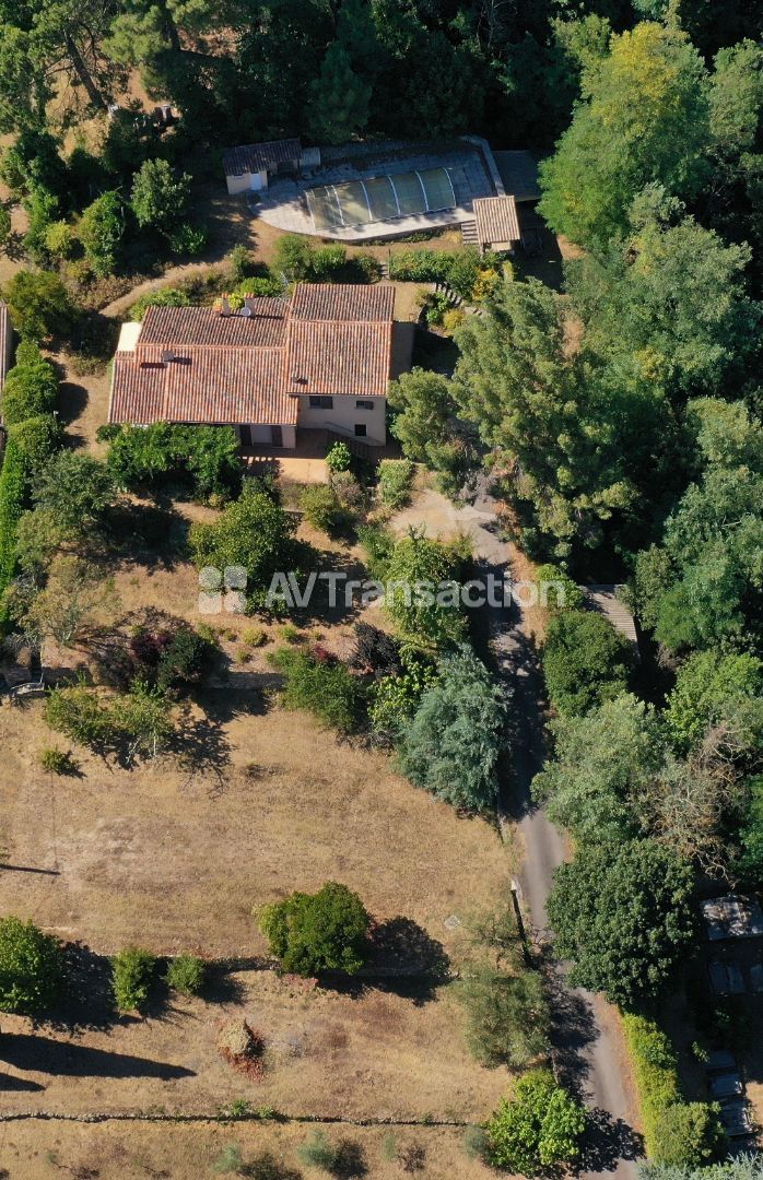 Maison avec vue, piscine et jardin de 6350 m²