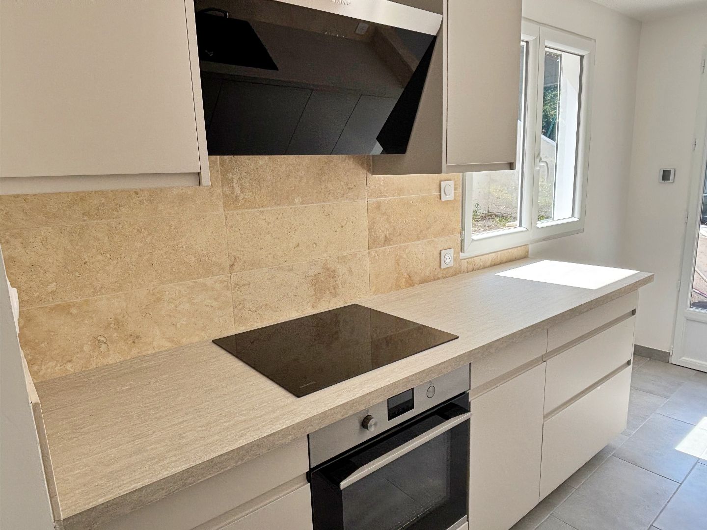 Maison rénovée dans un domaine sécurisé