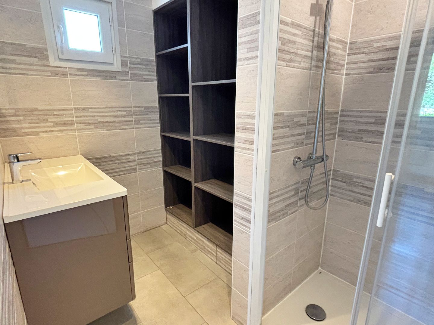 Maison rénovée dans un domaine sécurisé