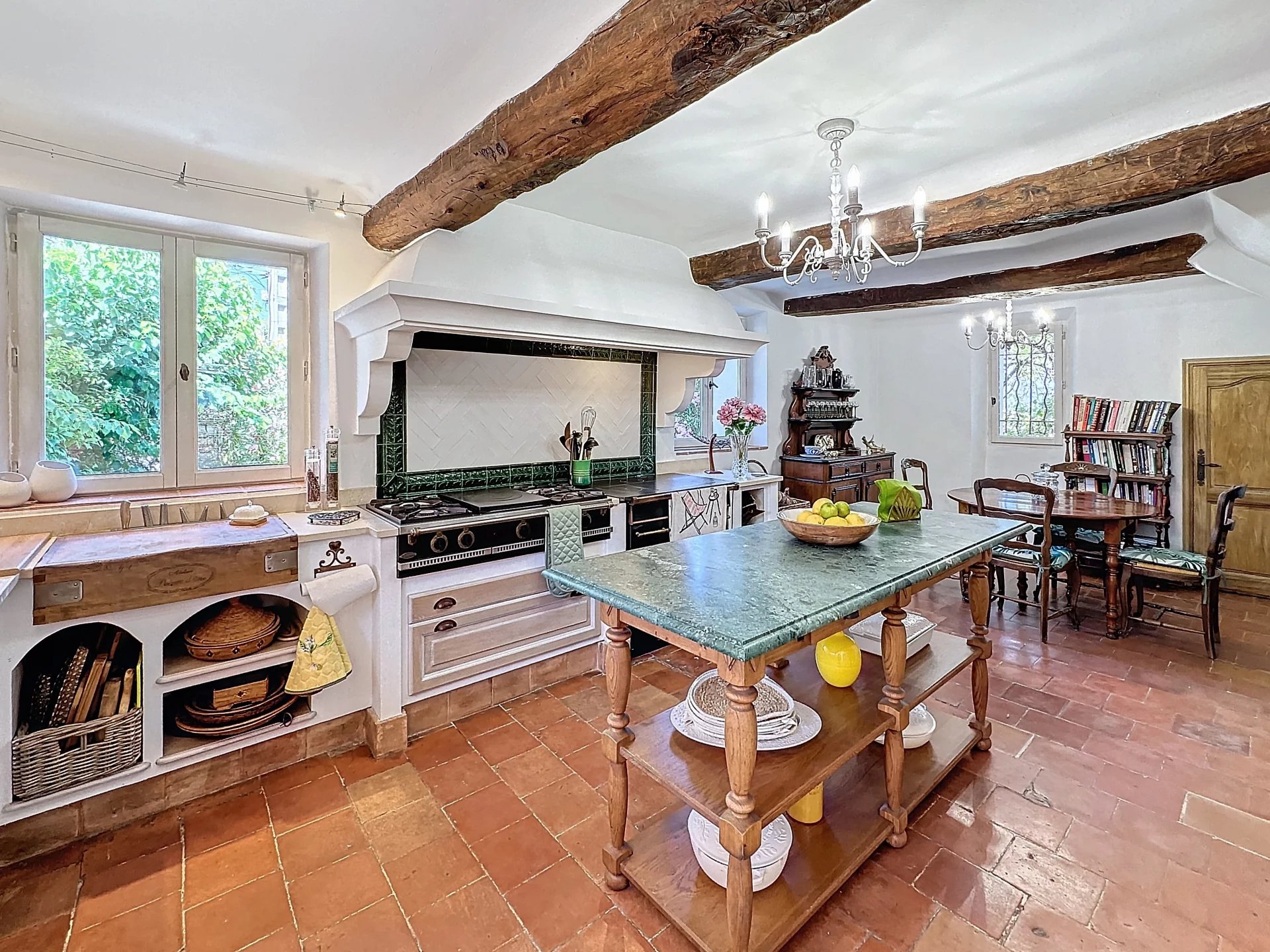 Maison à vendre  - 190m2 - Lorgues (83510)