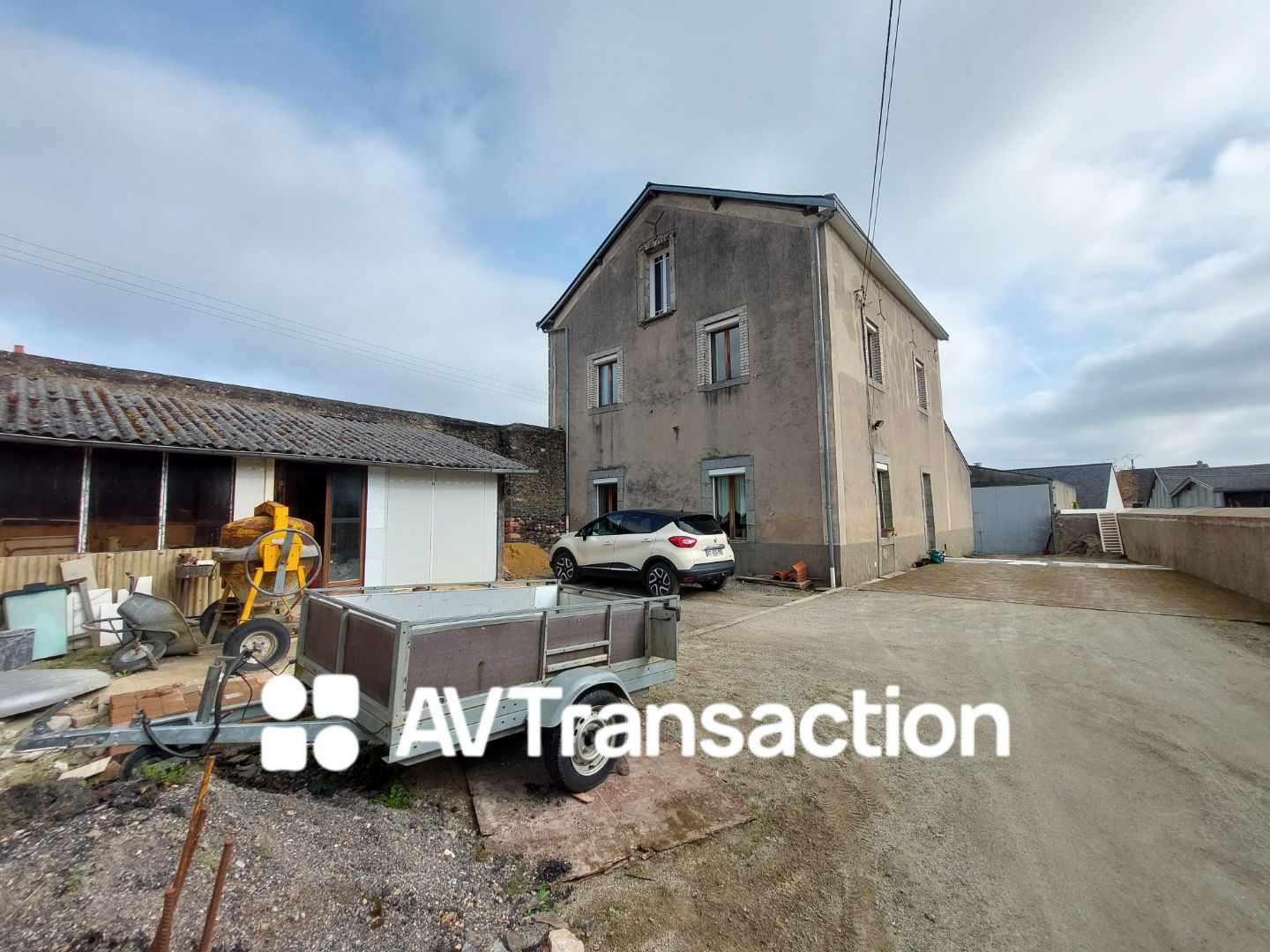 Maison de ville à vendre - 7 pièce(s) - 140m2 - Louvigné (53210)
