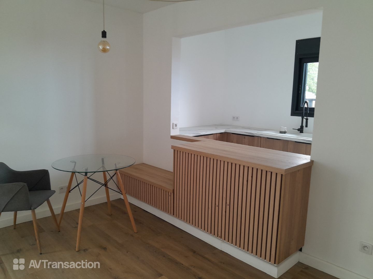 MAISON JUMELEE F4 - 90 m² - RENOVEE A NEUF - JARDIN