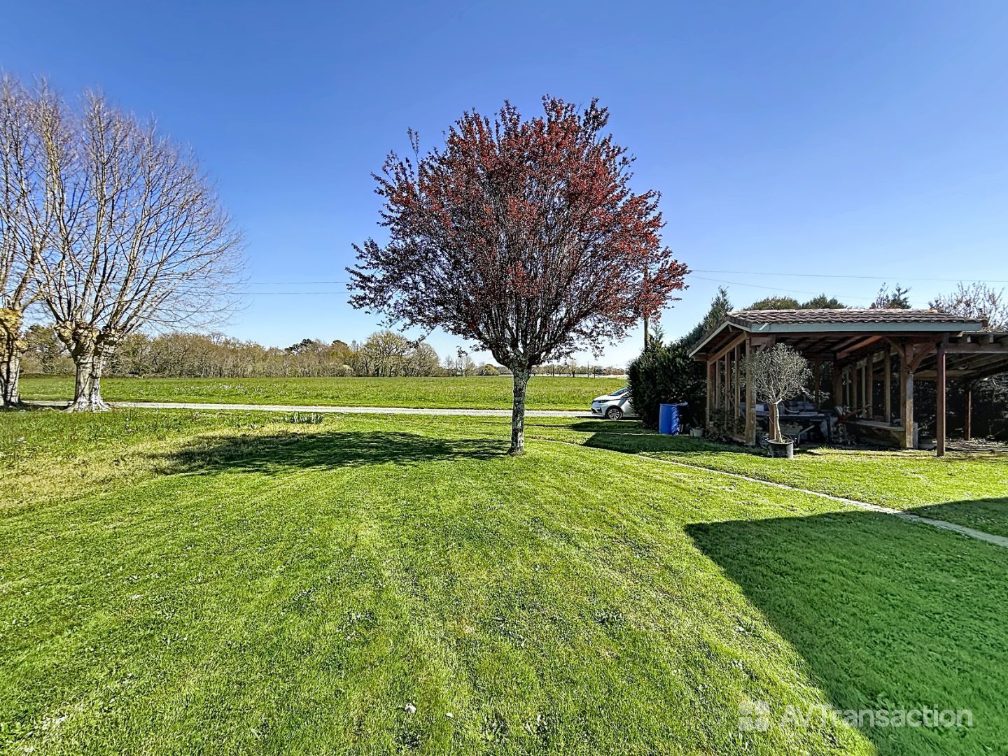 Maison au calme, 3 chambres, grand terrain