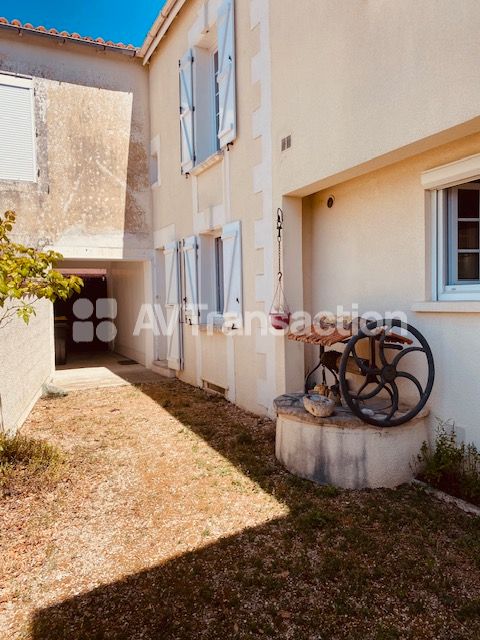 Maison à vendre  - 8 pièce(s) - 160m2 - Mansle-les-fontaines (16230)