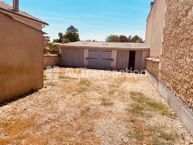 Maison à vendre  - 8 pièce(s) - 160m2 - Mansle-les-fontaines (16230)