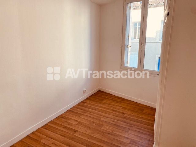 Appartement à louer  - 4 pièce(s) - 42m2 - Jarnac (16200)