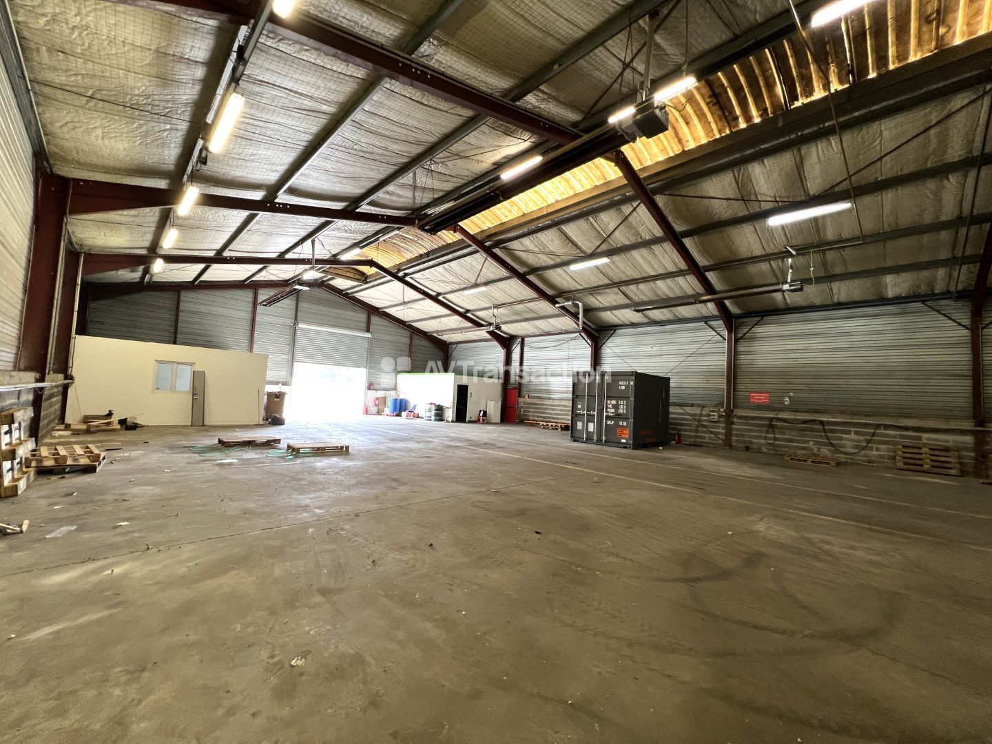A vendre , Evreux  (27000 ) , local d'activité  536 m2