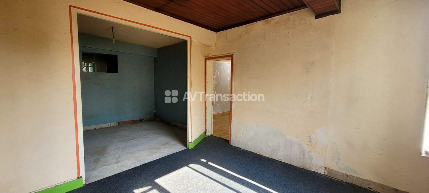 33660 - SAINT SEURIN SUR L'ISLE - MAISON 66 M² A RENOVER