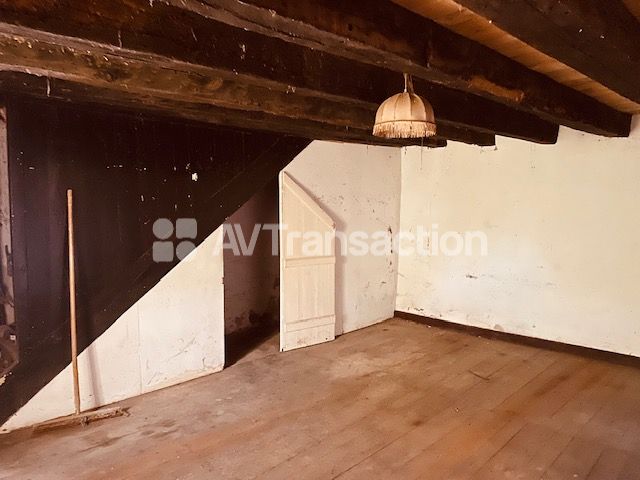 Lot de 2 Maisons + 1 grange à rénover 