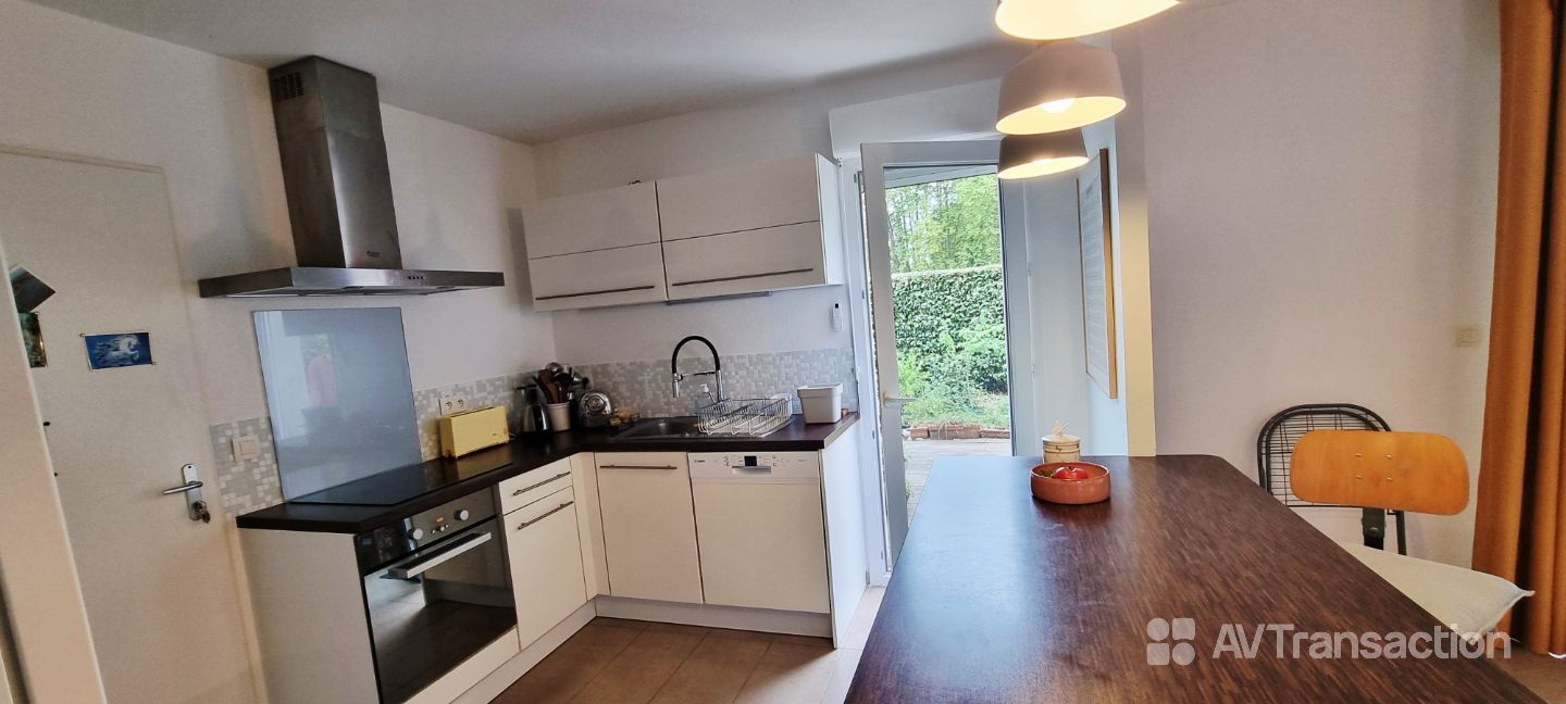 MAISON Mitoyenne en duplex