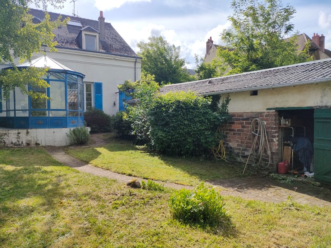 Magnifique maison de caractère en plein coeur du centre ville.