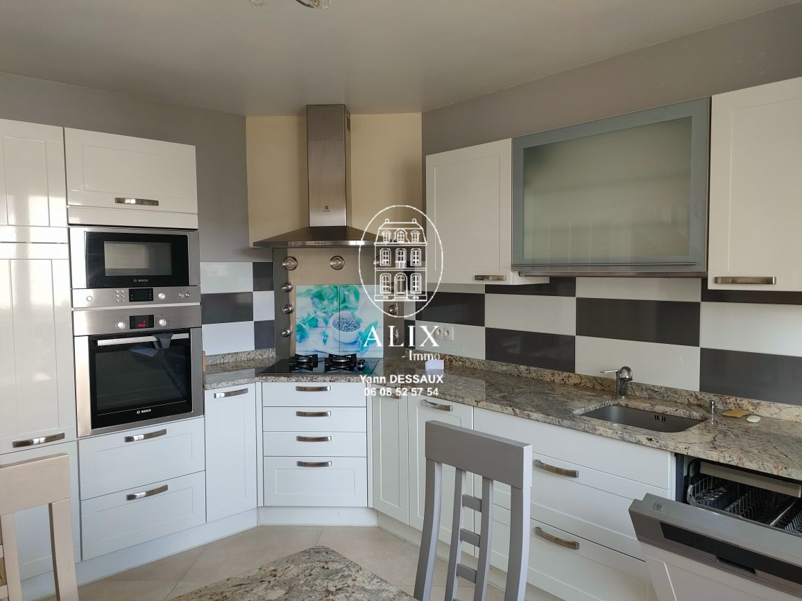 Maison à vendre  - 8 pièce(s) - 158m2 - Marboué (28200)