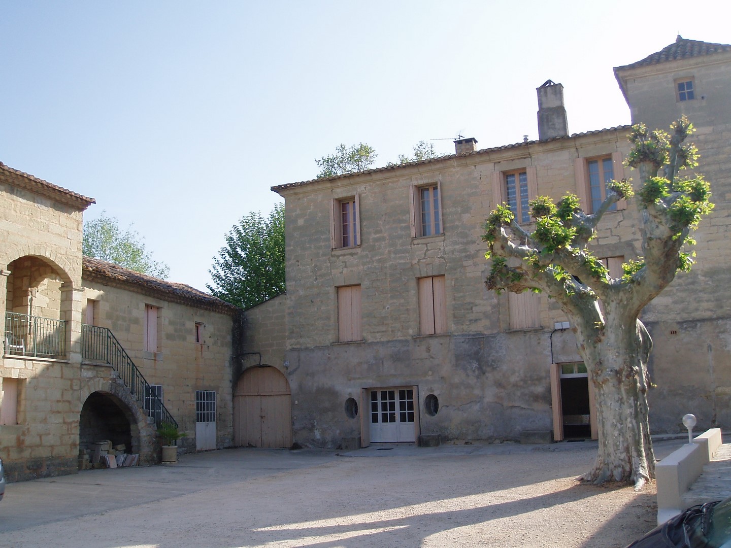 Château à vendre  - 30 pièce(s) - 915.69m2 - Uzès (30700)
