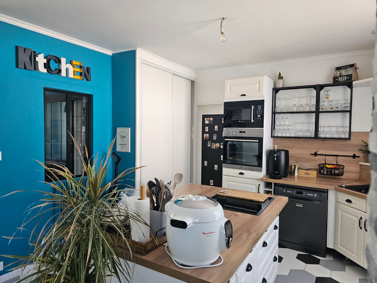 Challans – Maison familiale rénovée de 137 m² – 5 chambres 