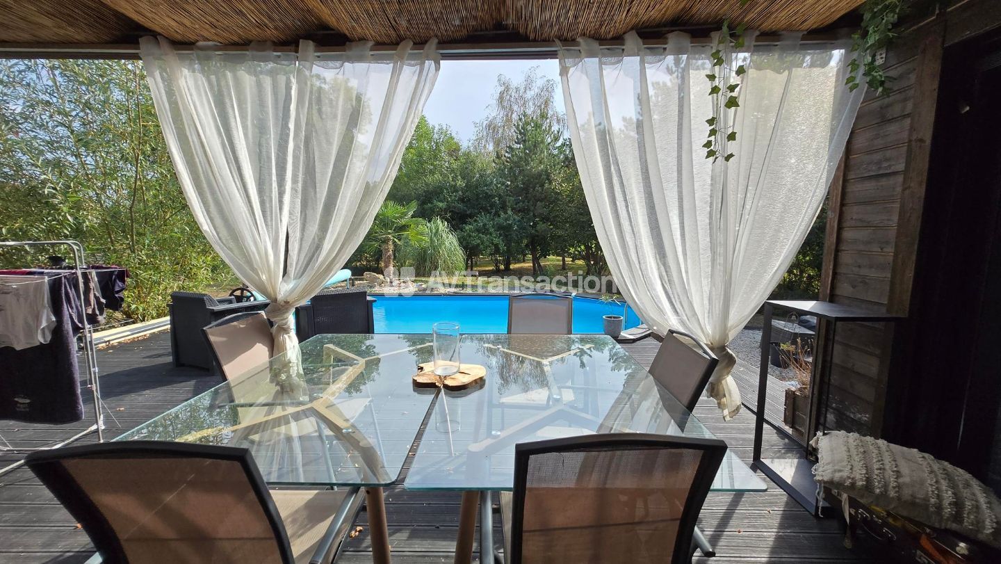 Maison à ossature bois à vendre  - 6 pièce(s) - 163m2 - Sauvigney-lès-gray (70100)