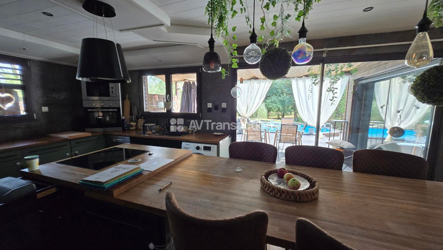 Maison à ossature bois à vendre  - 6 pièce(s) - 163m2 - Sauvigney-lès-gray (70100)