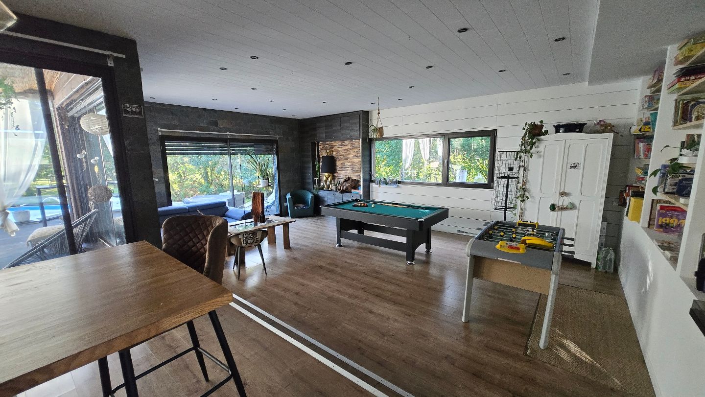 Maison à ossature bois à vendre  - 6 pièce(s) - 163m2 - Sauvigney-lès-gray (70100)