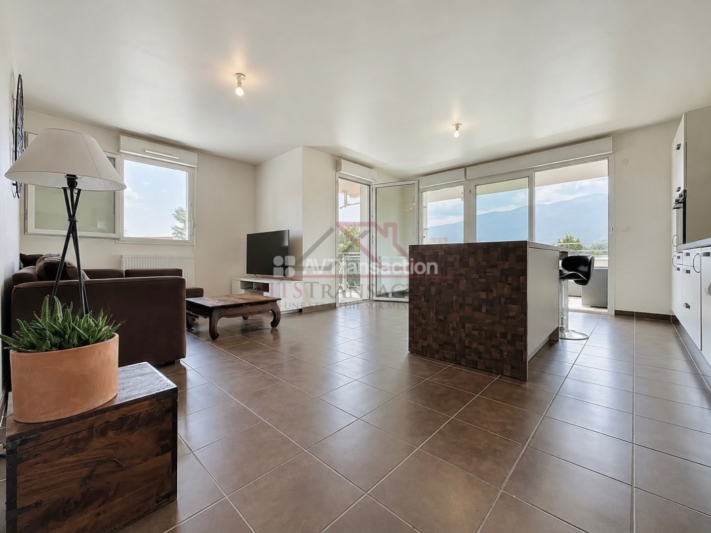 Appartement à vendre  - 4 pièce(s) - 81.55m2 - Saint-genis-pouilly (01630)