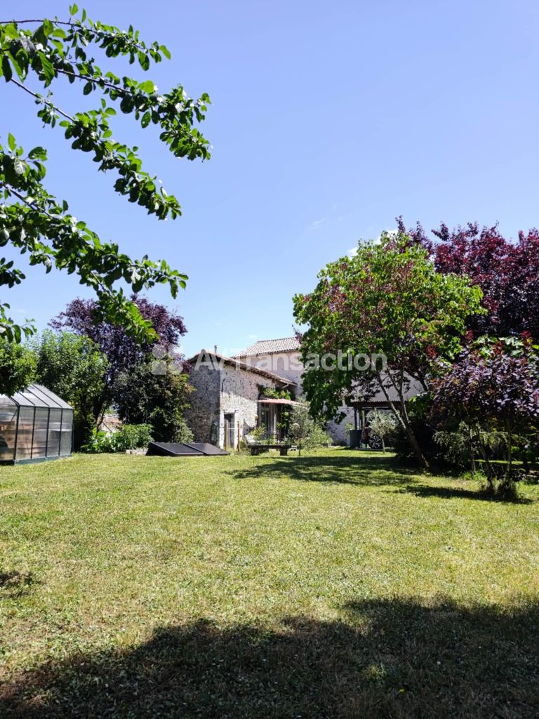 Maison charentaise rénovée 2023 · 145 m² · 4 chambres