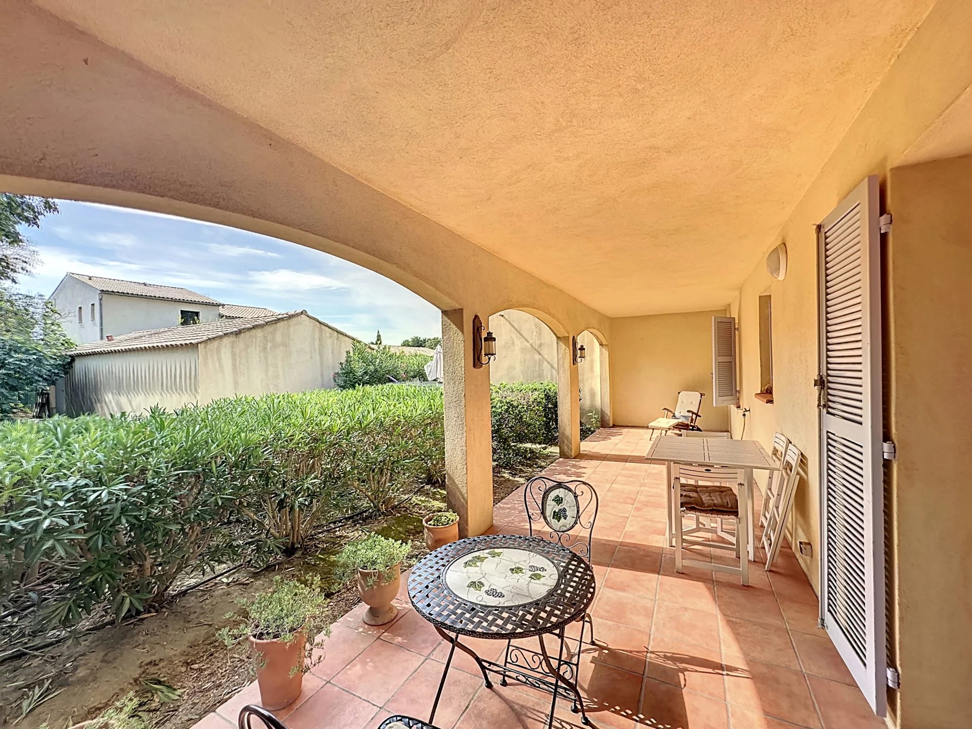 >Appartement en rez-de-jardin à vendre  - 3 pièce(s) - 71m2 - Lorgues (83510)