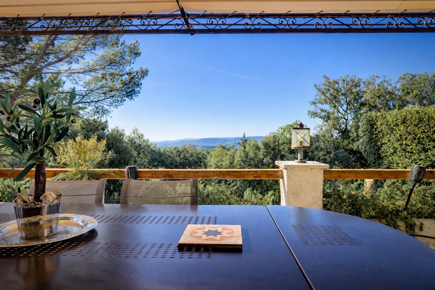 Maison à vendre  - 175m2 - Flayosc (83780)