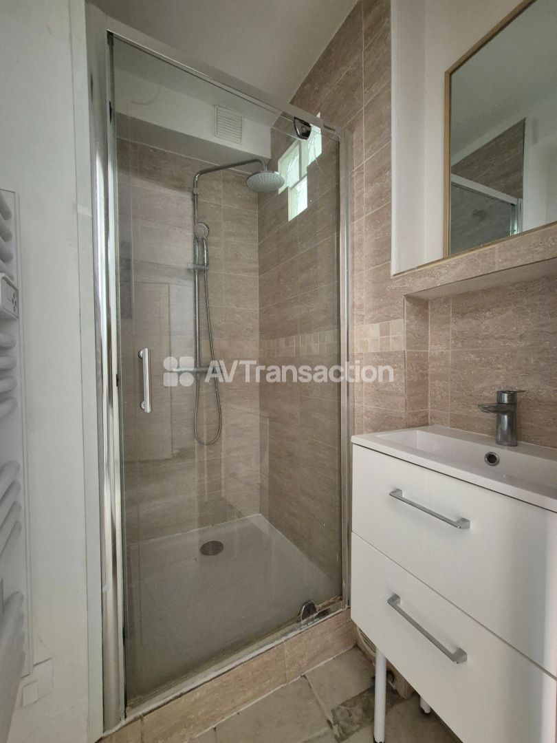 Appartement à vendre  - 2 pièce(s) - 27m2 - Lorgues (83510)