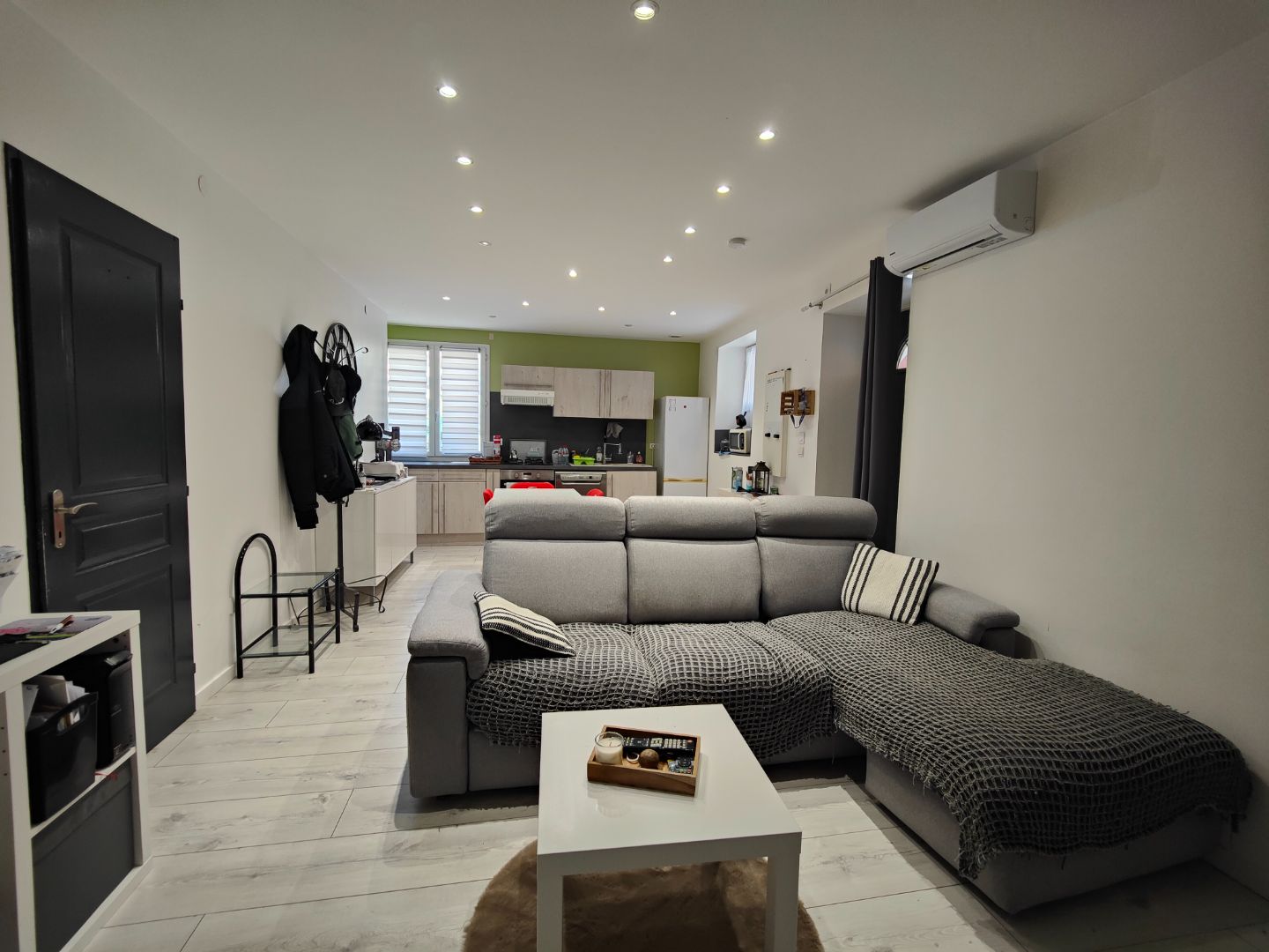 Appartement rénové à vendre  - 1 pièce(s) - 45.96m2 - Bouillargues (30230)