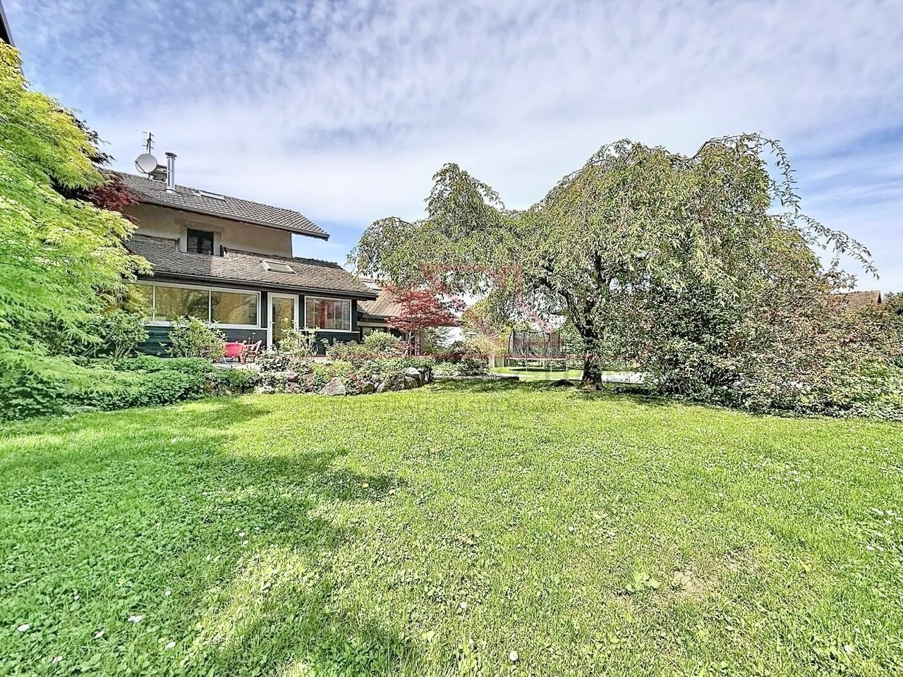 Maison à vendre  - 5 pièce(s) - 185m2 - Cervens (74550)