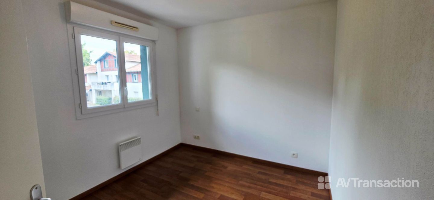 MAISON Mitoyenne en duplex