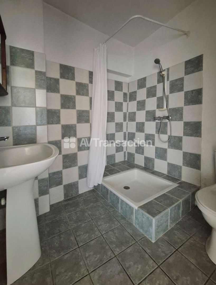 Appartement à vendre  - 2 pièce(s) - 49m2 - Lorgues (83510)