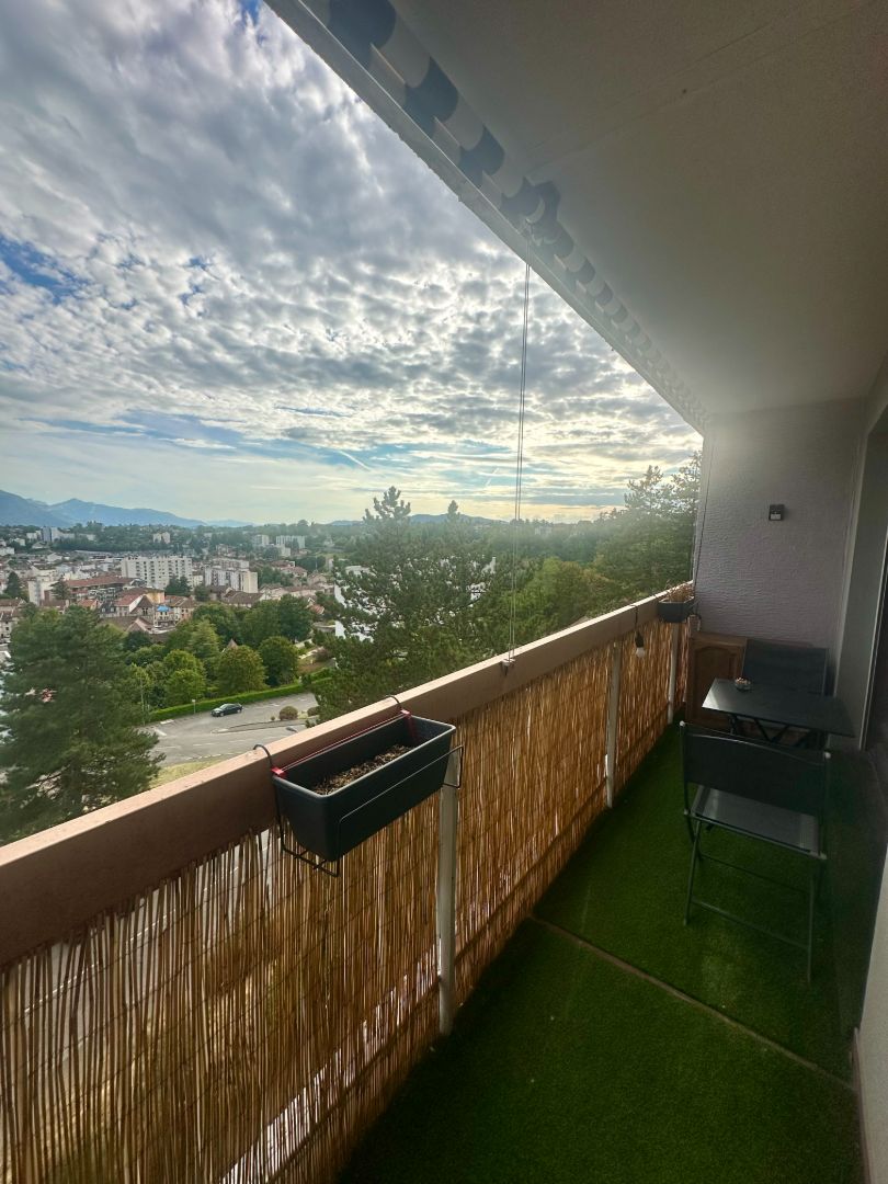 APPARTEMENT 3 PIECES - 72 M² - +  balcon