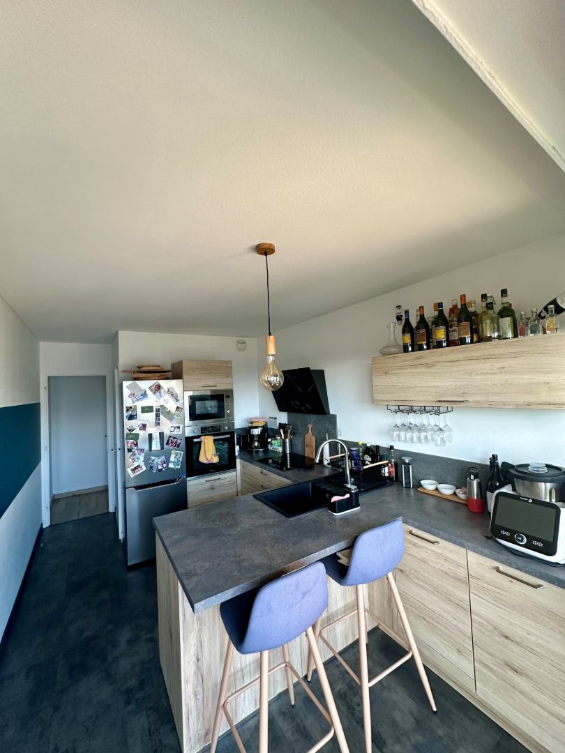 Appartement rénové à vendre  - 72m2 - Voiron (38500)