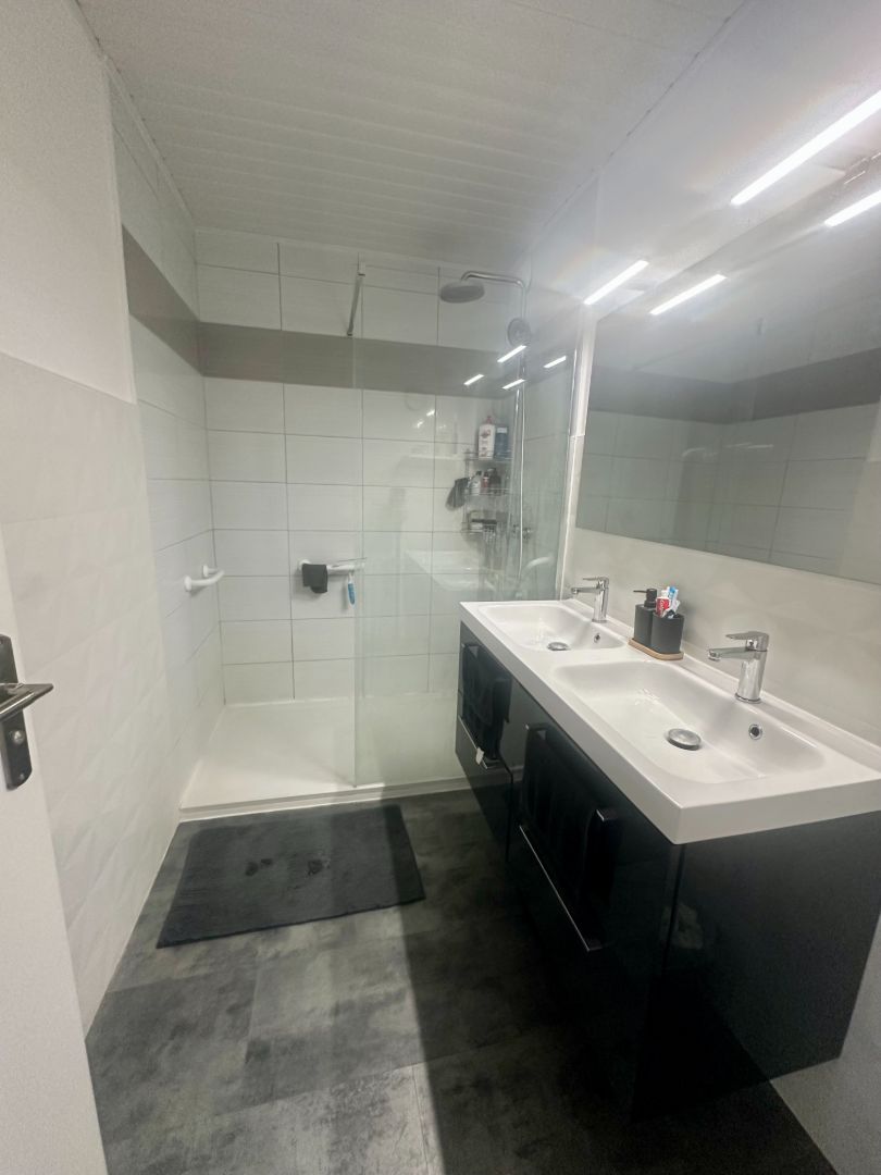 APPARTEMENT 3 PIECES - 72 M² - +  balcon
