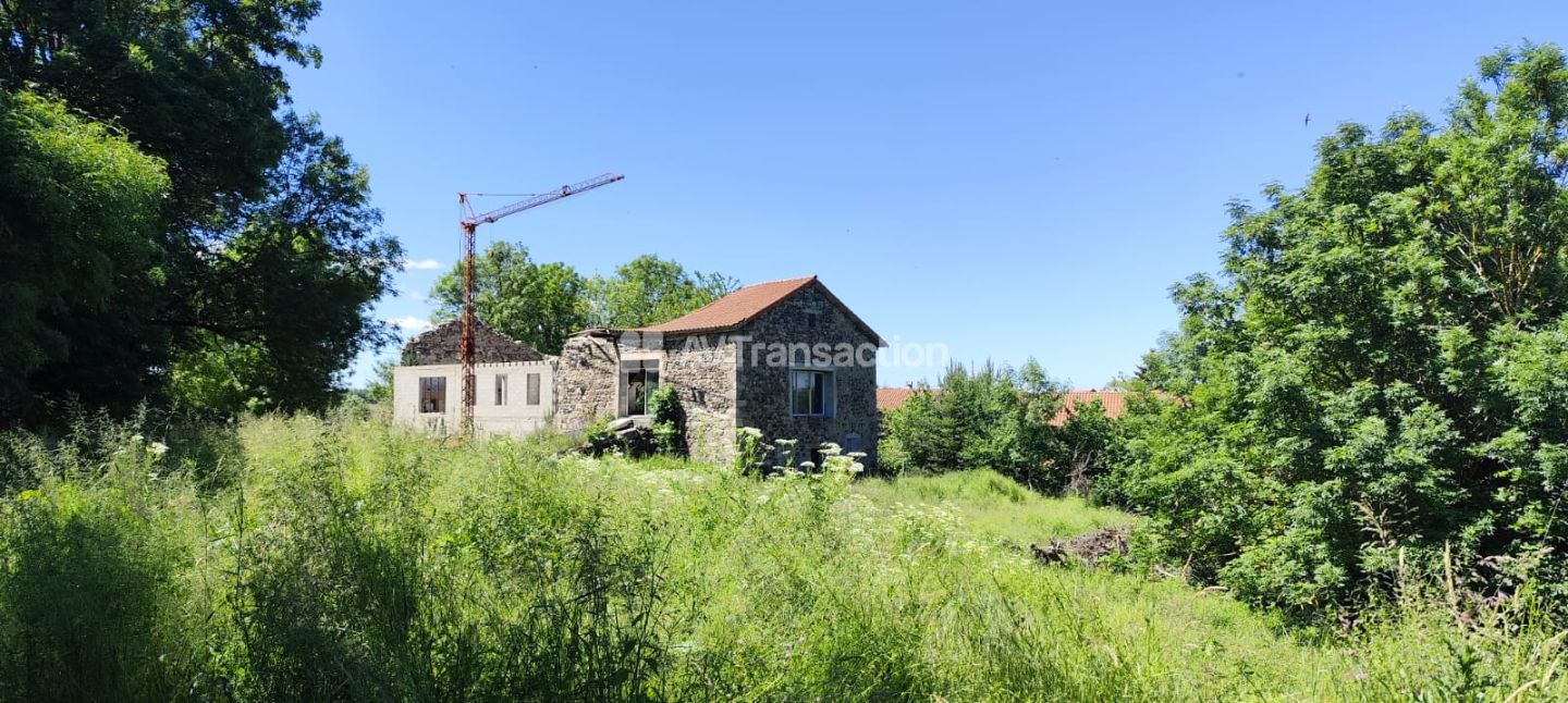 Pour les amoureux de rénovation, 440m2 potentiel, 1.9 hectares 