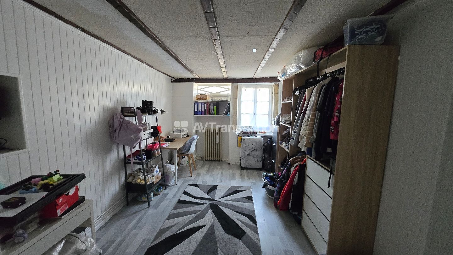 Maison à vendre  - 5 pièce(s) - 180m2 - Mantoche (70100)