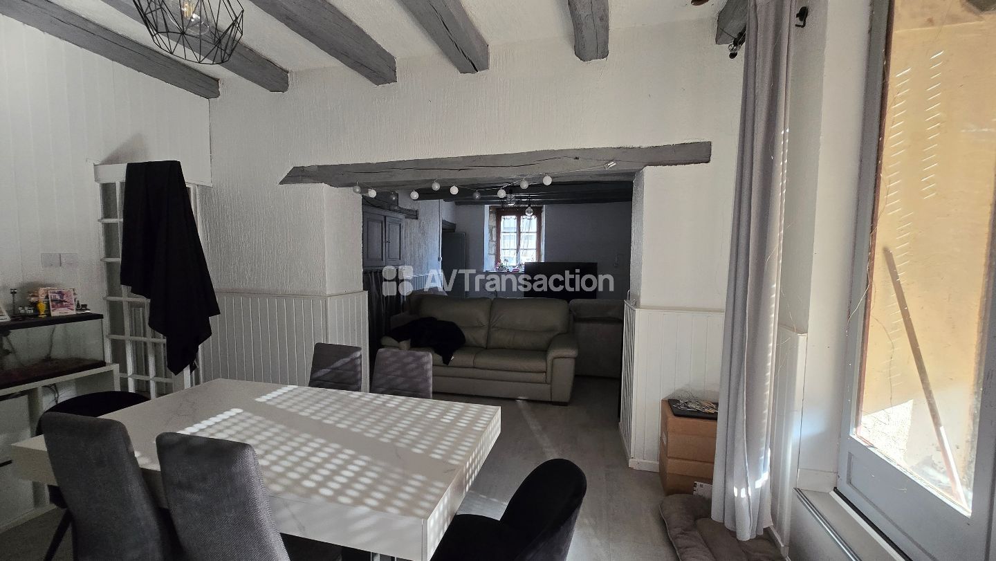 Maison à vendre  - 5 pièce(s) - 180m2 - Mantoche (70100)