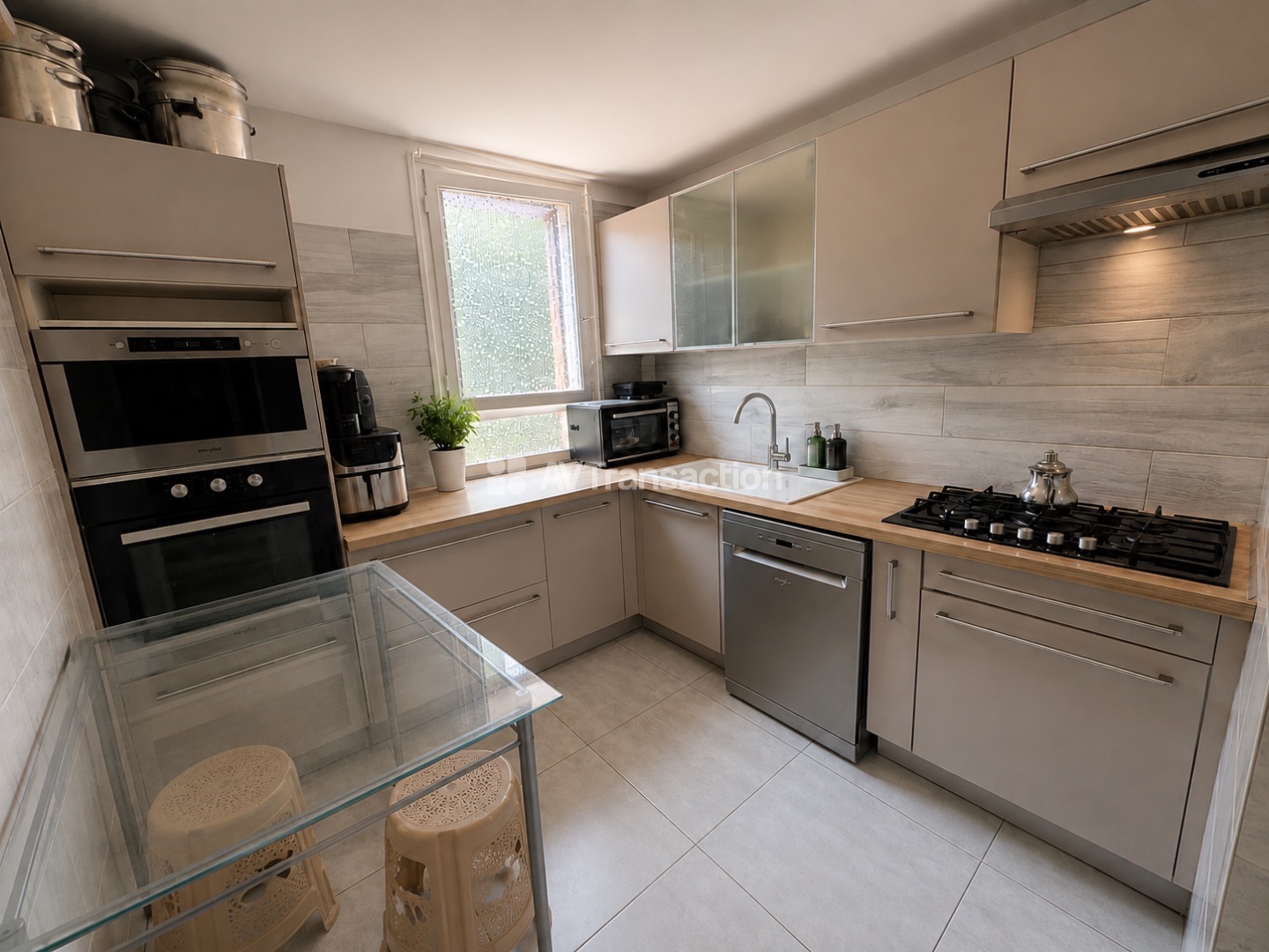 Appartement à vendre  - 5 pièce(s) - 84.39m2 - Saint-jean-de-la-ruelle (45140)