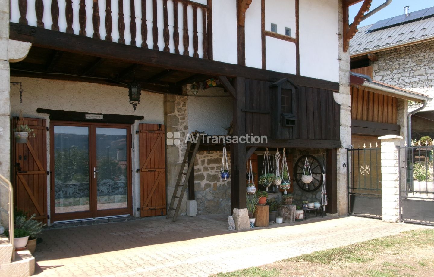 Maison à vendre  - 240m2 - Haut Valromey (01260)