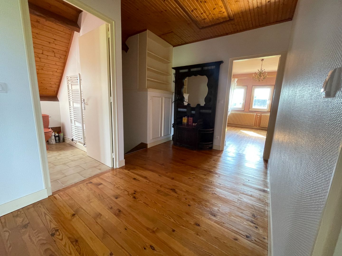 SUPERBE MAISON DE CAMPAGNE DANS CADRE BUCOLIQUE 5290M2 TERRAIN