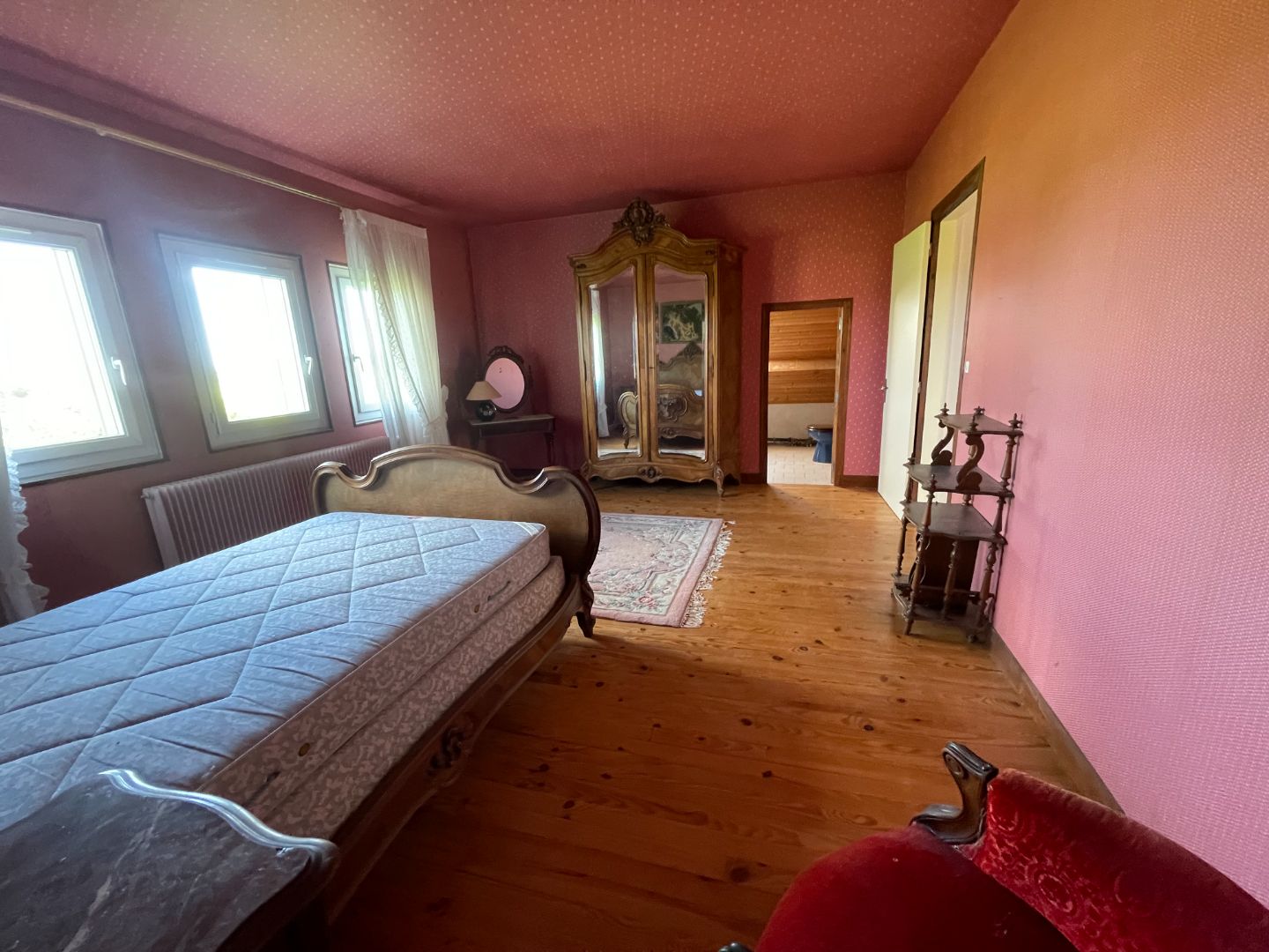 SUPERBE MAISON DE CAMPAGNE DANS CADRE BUCOLIQUE 5290M2 TERRAIN