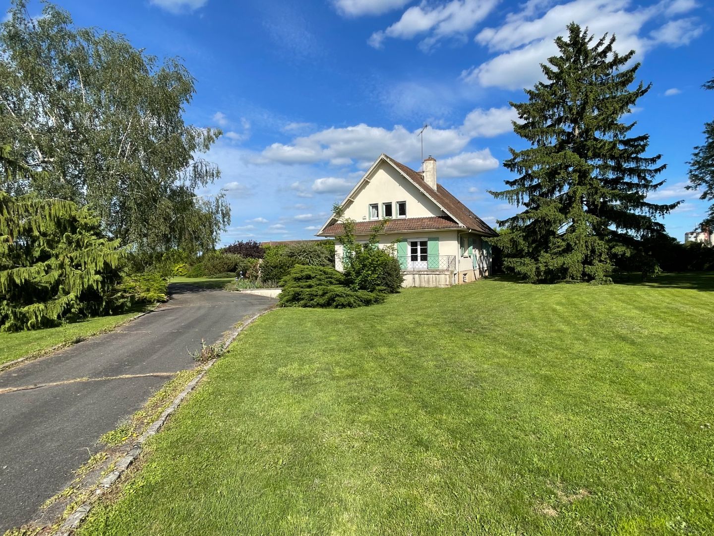 Maison à vendre  - 7 pièce(s) - 182m2 - Égreville (77620)