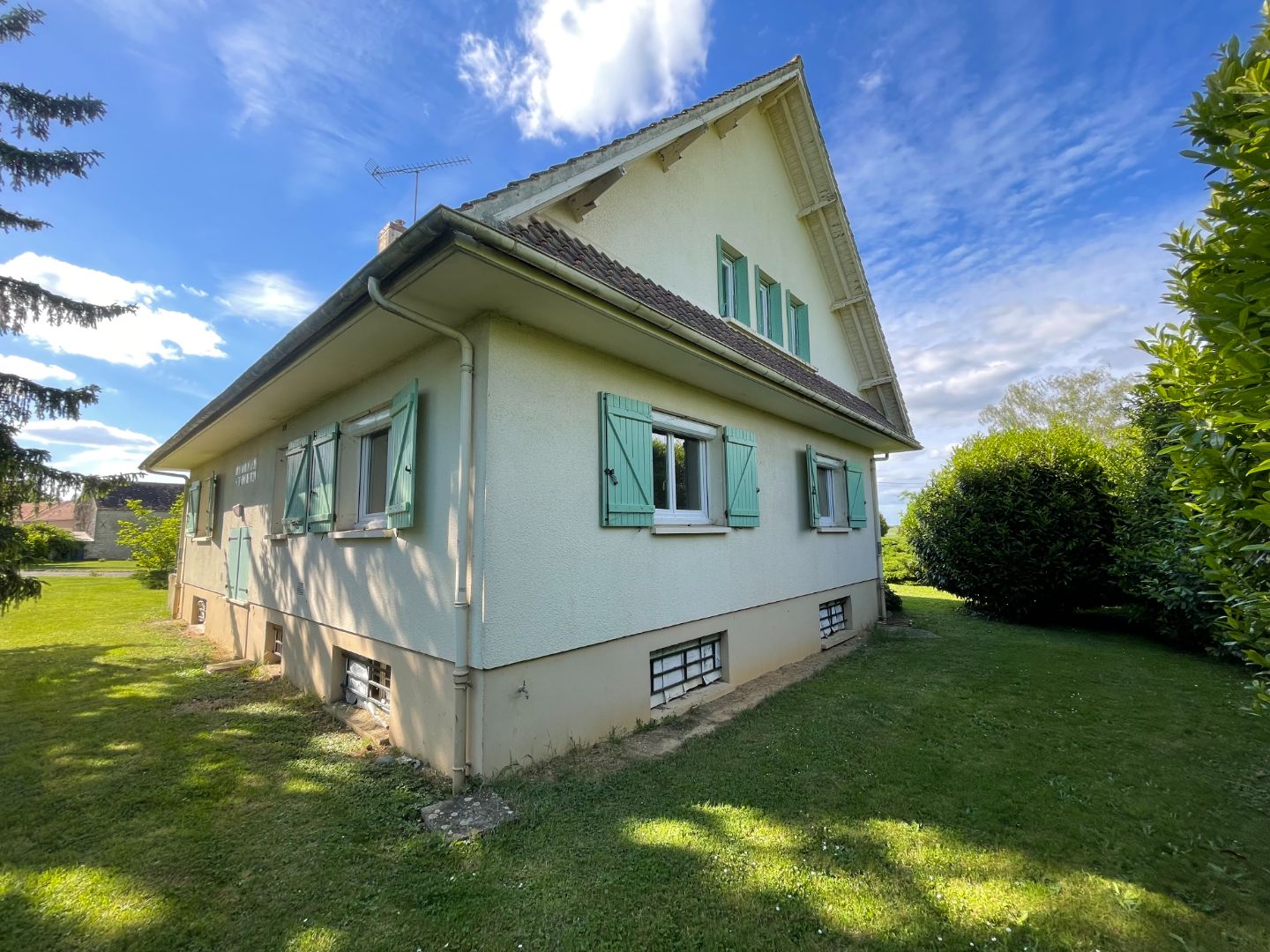 Maison à vendre  - 7 pièce(s) - 182m2 - Égreville (77620)