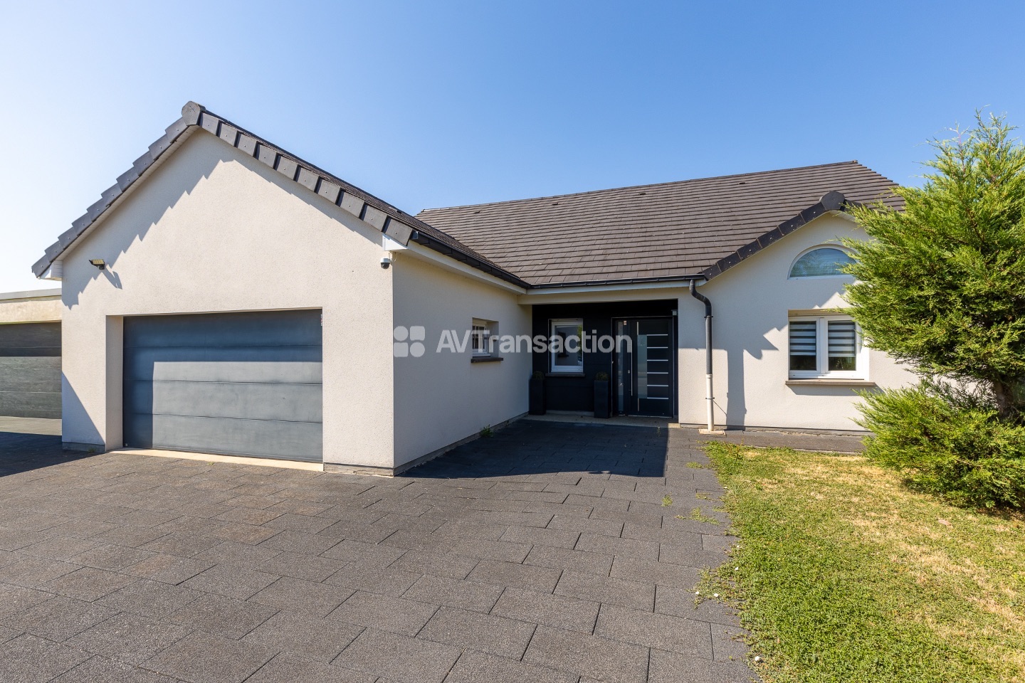 RICHEMONT – MAISON FAMILIALE D’EXCEPTION DE 195 M² AVEC PISCINE