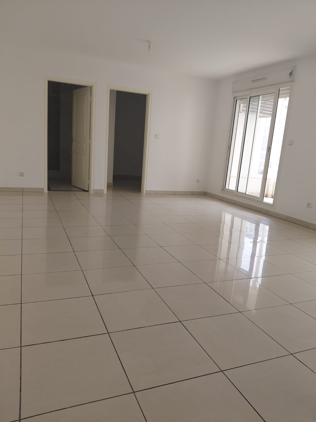 Appartement à vendre  - 2 pièce(s) - 53m2 - Le Chaudron (97490)