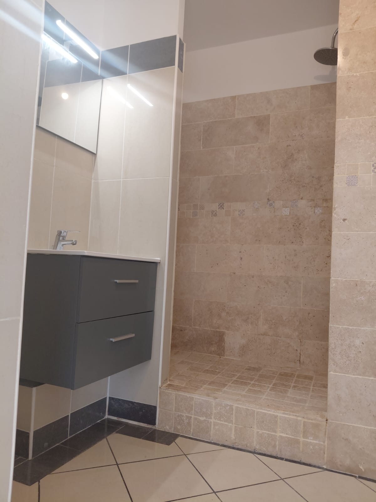 Appartement à vendre  - 2 pièce(s) - 53m2 - Le Chaudron (97490)
