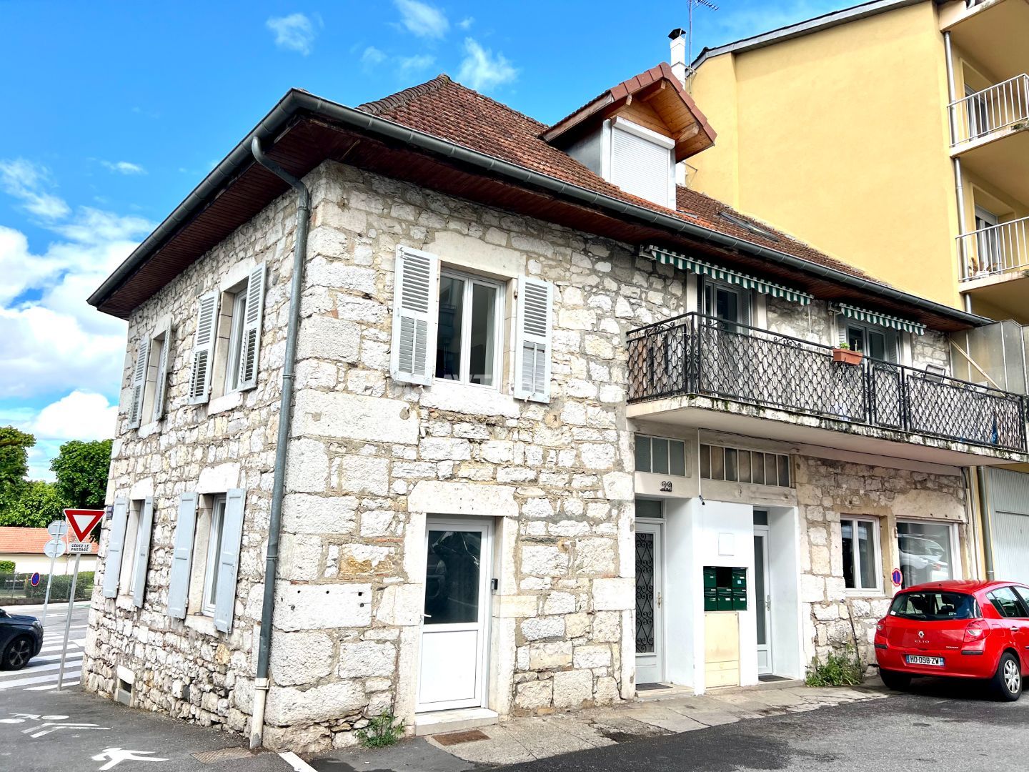 Appartement entièrement rénové