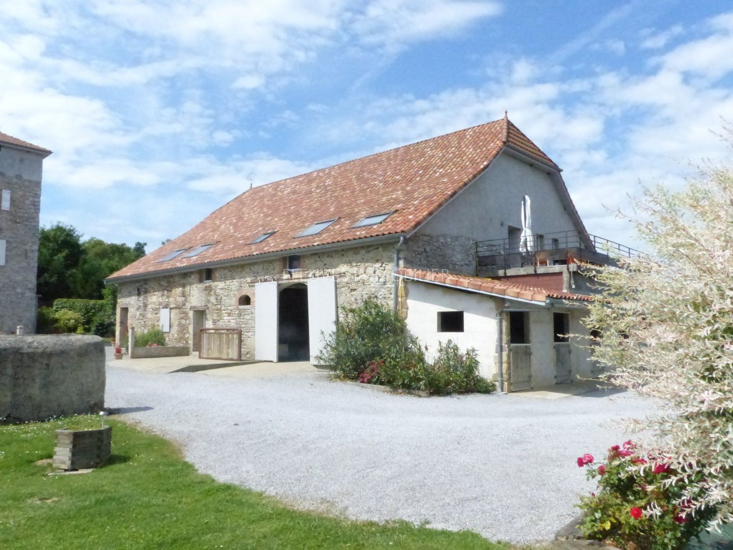 Loisir - Tourisme à vendre  - 11 pièce(s) - 570m2 - Barraute-camu (64390)