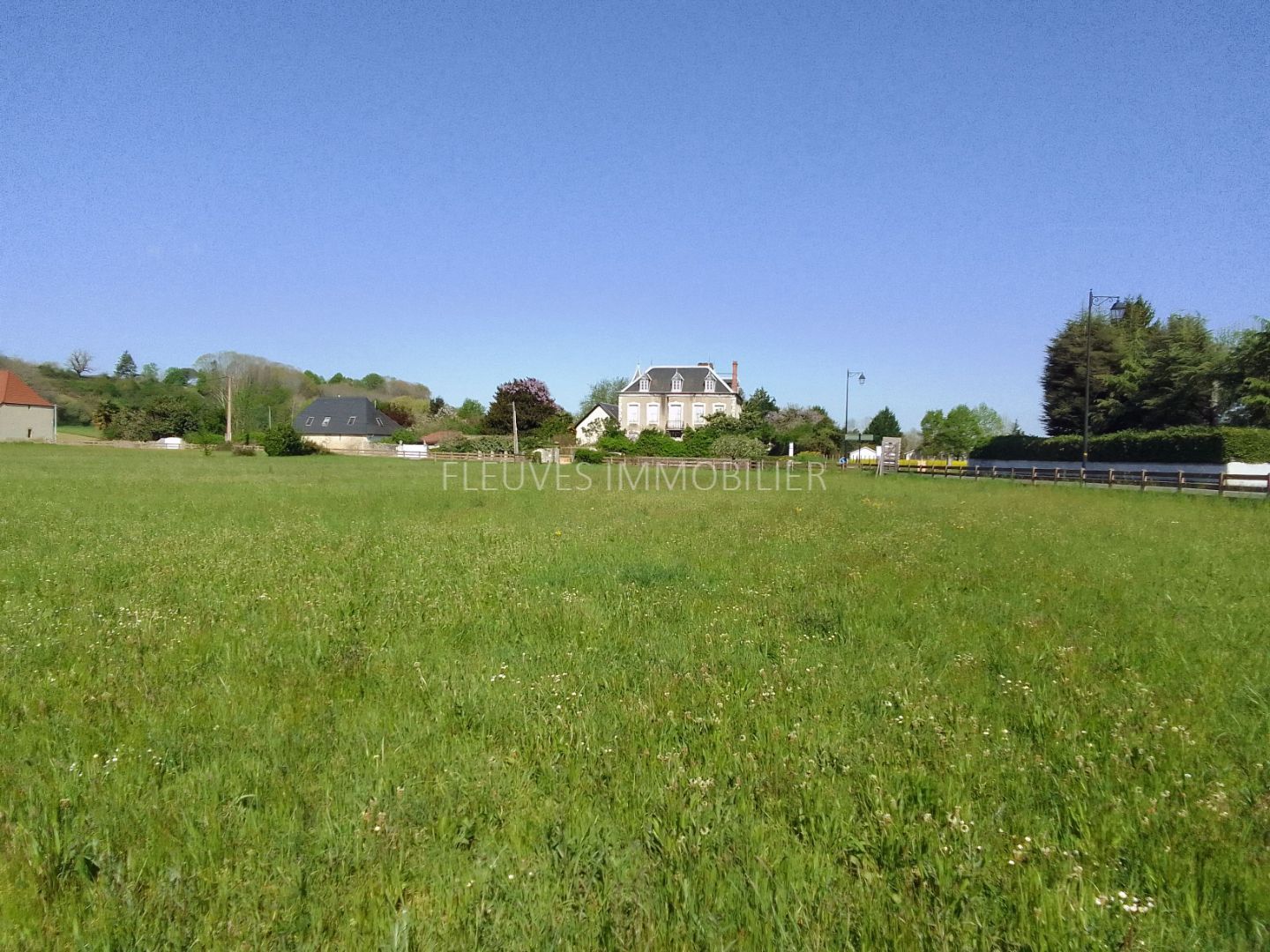 Terrain constructible à vendre  - 1050m2 - Navarrenx (64190)